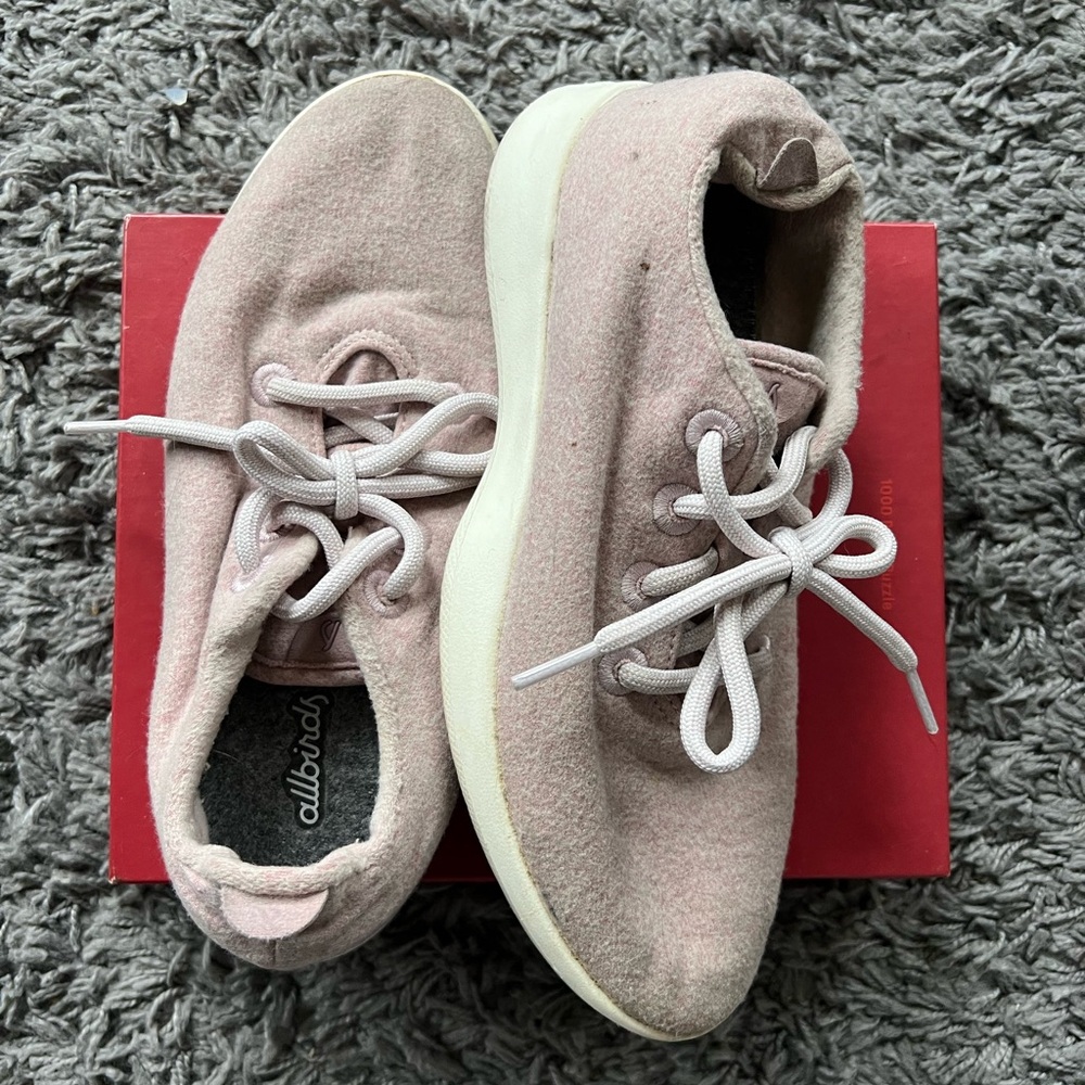 Women’s Merino Wool Pink AllBirds shoes